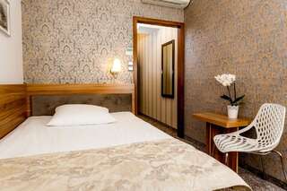 Отель Hotel Patio Вроцлав Двухместный номер эконом-класса с 1 кроватью-3
